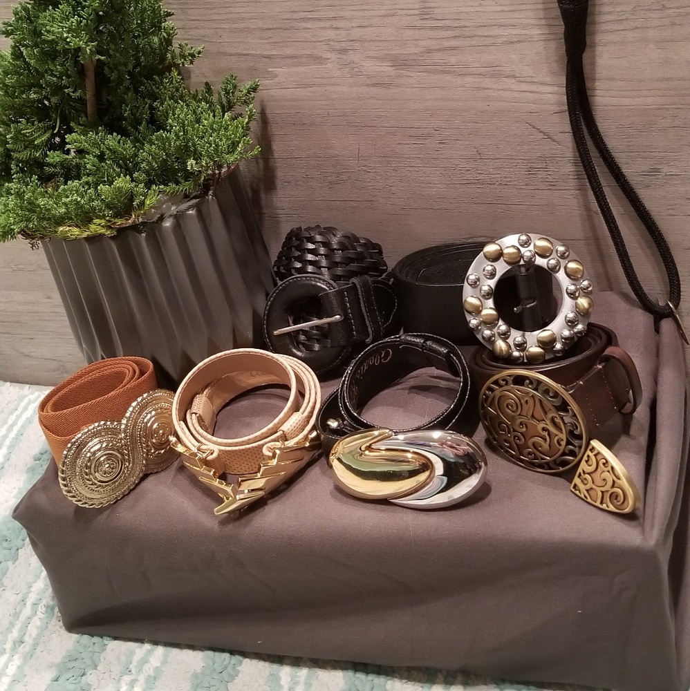 🌻Womens belts!